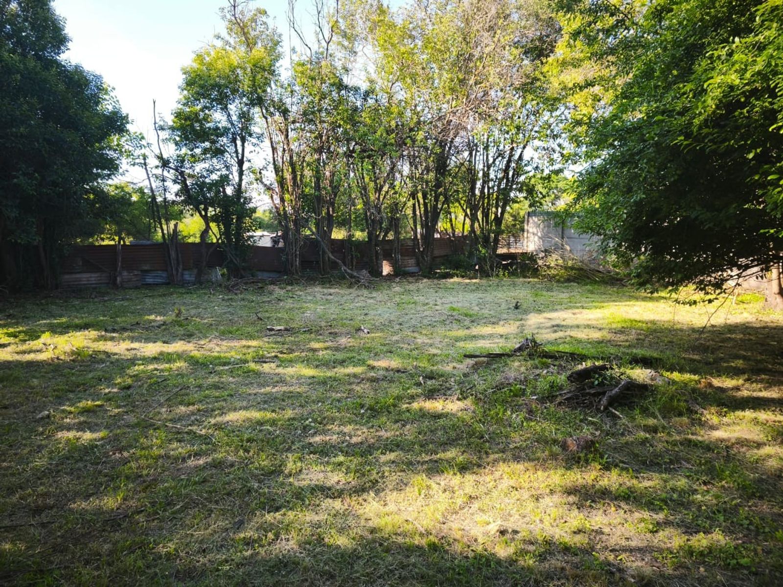 VENTA HERMOSO LOTE de 1470 m2 - ALTOS DE ARTALAZ - COLON (ER) — foto 7