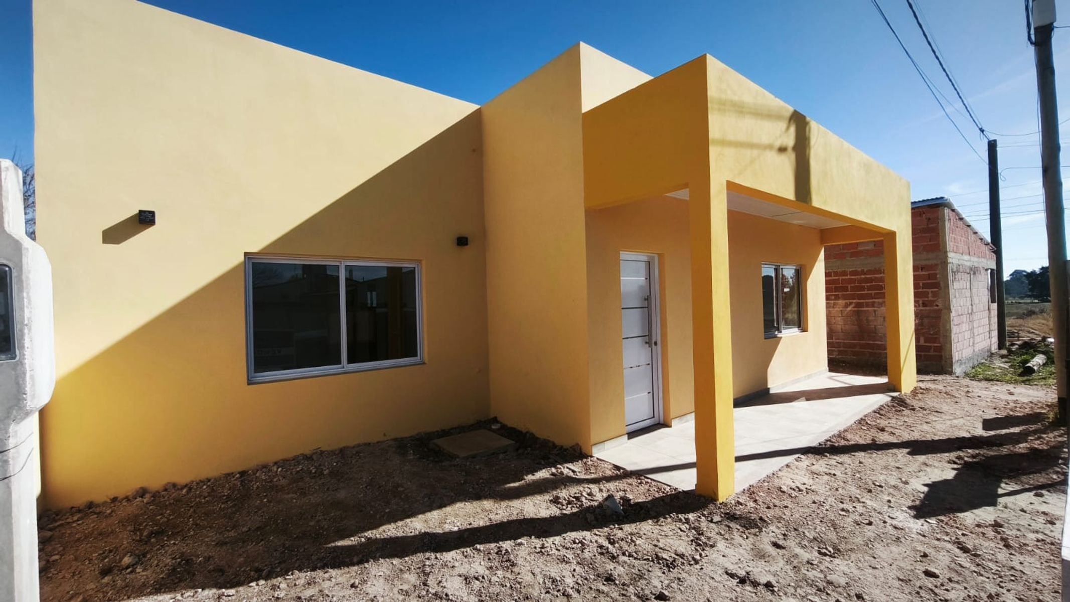 Hermosa vivienda a estrenar San José (ER) - 2