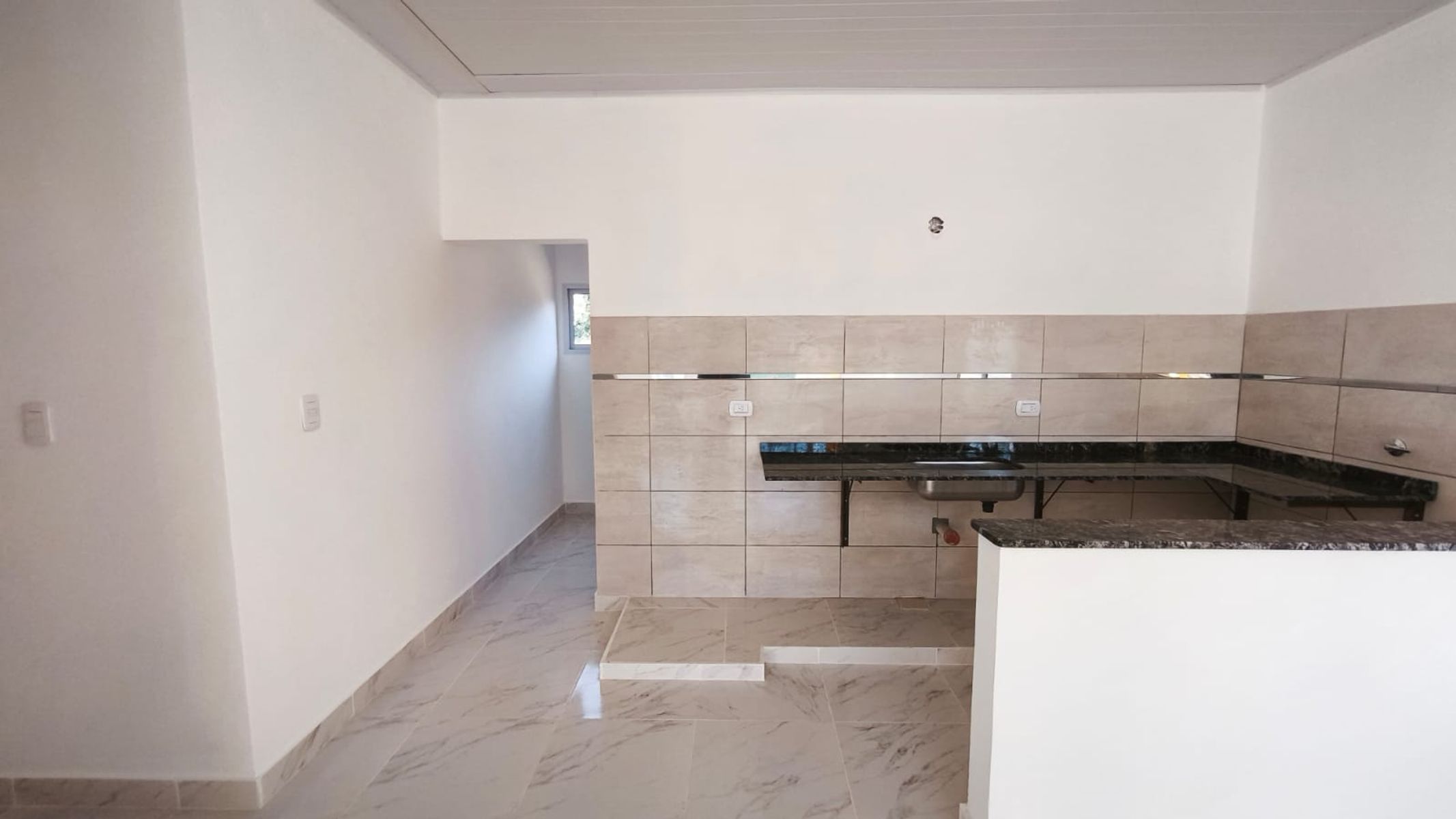 Hermosa vivienda a estrenar San José (ER) - 12