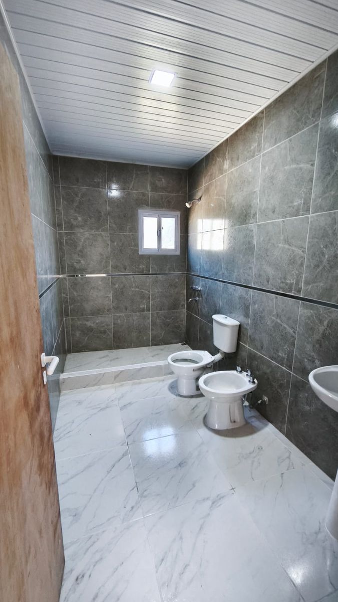 Hermosa vivienda a estrenar San José (ER) - 14