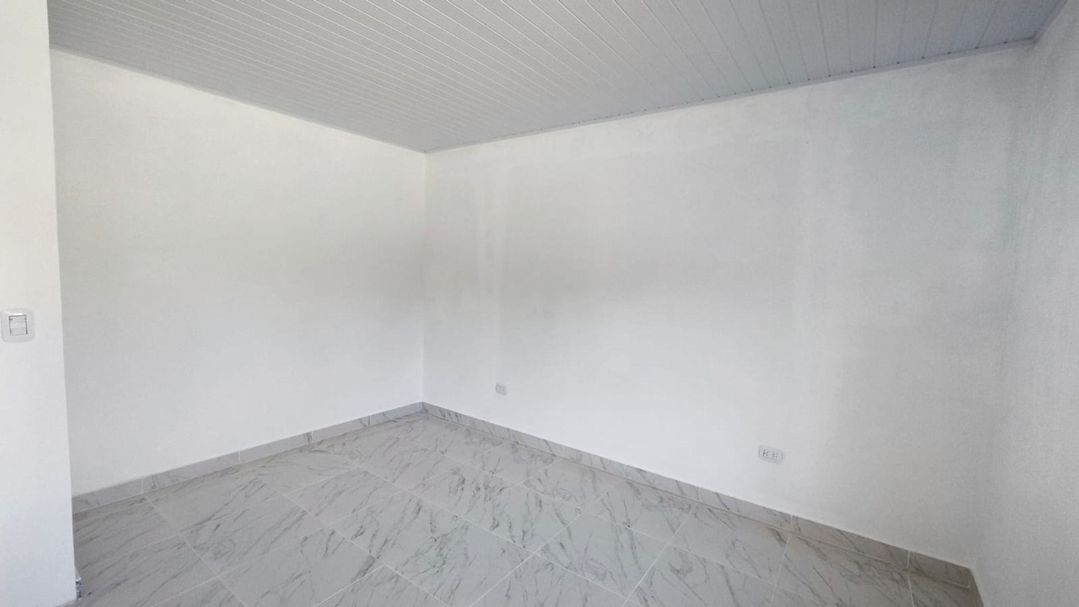 Hermosa vivienda a estrenar San José (ER) - 16