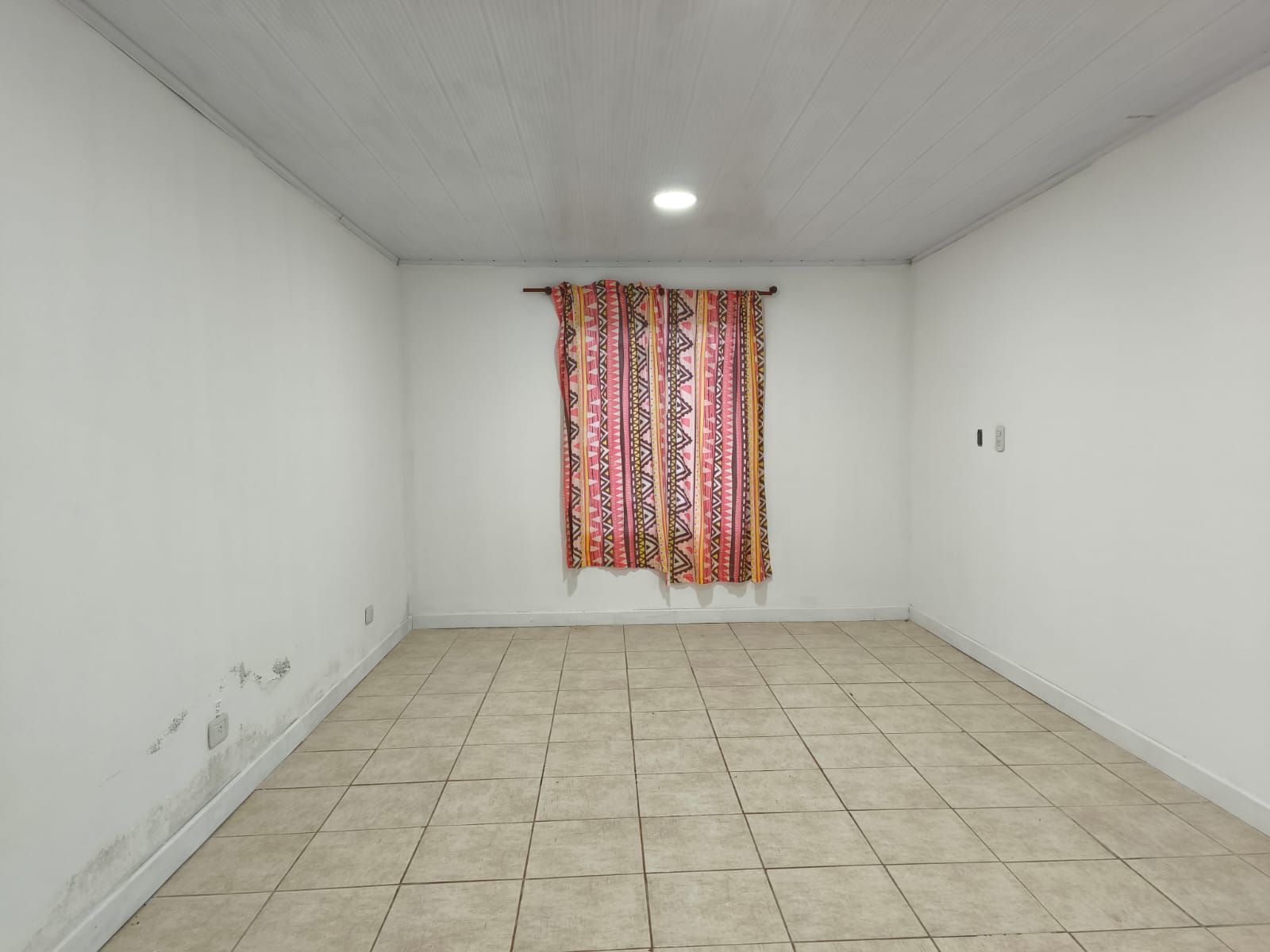 VENTA AMPLIA VIVIENDA - SAN JOSE (ER) - 8