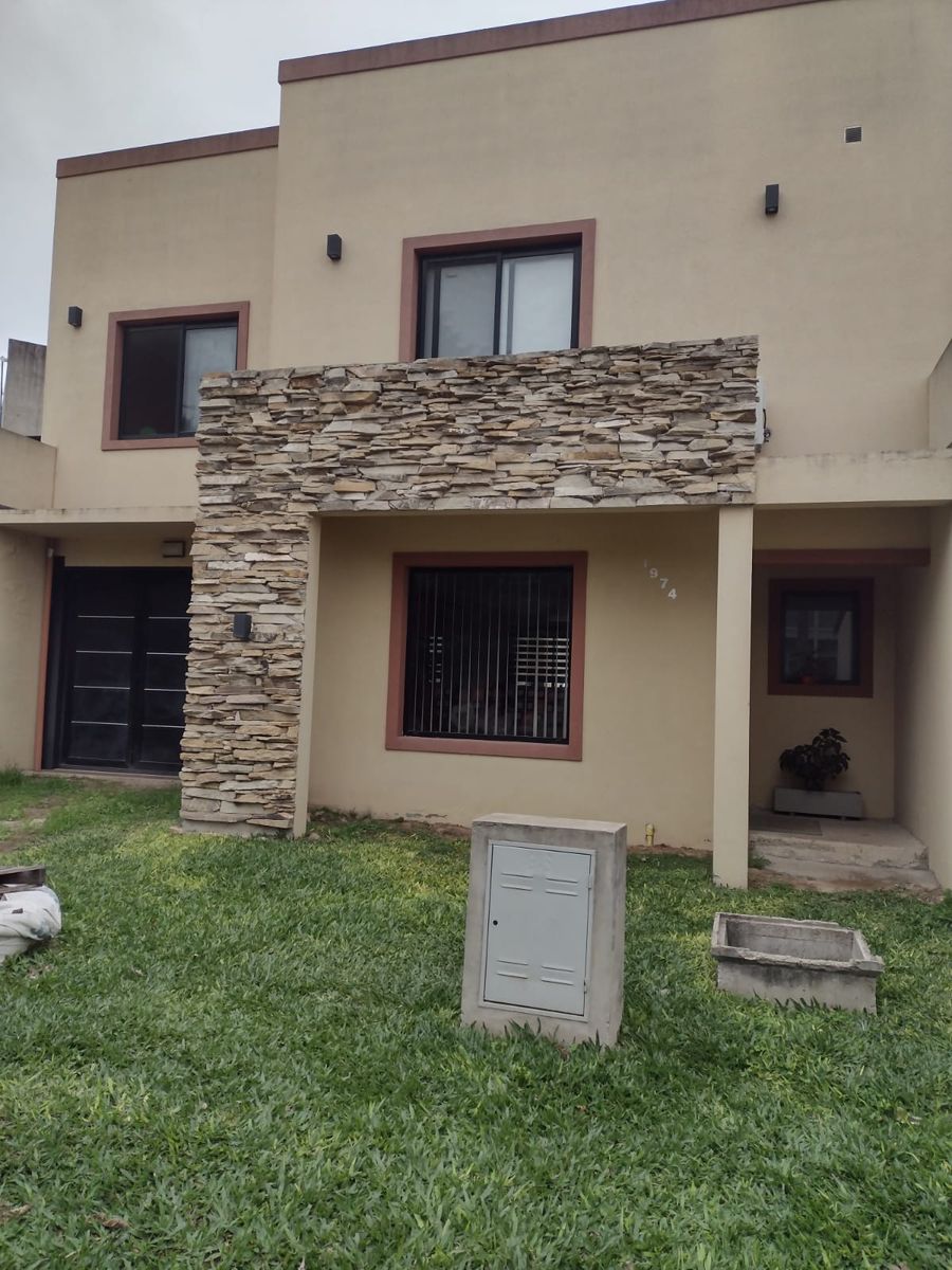 Hermosa Vivienda Familiar - San José (ER) — foto 12