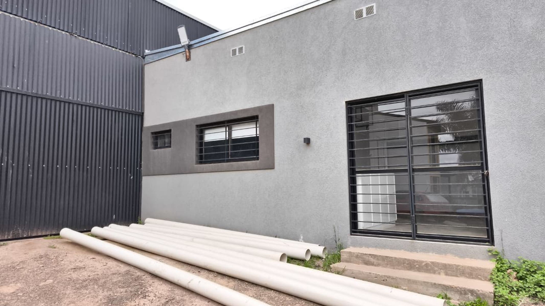 VENTA GALPON CON OFICINAS - 1