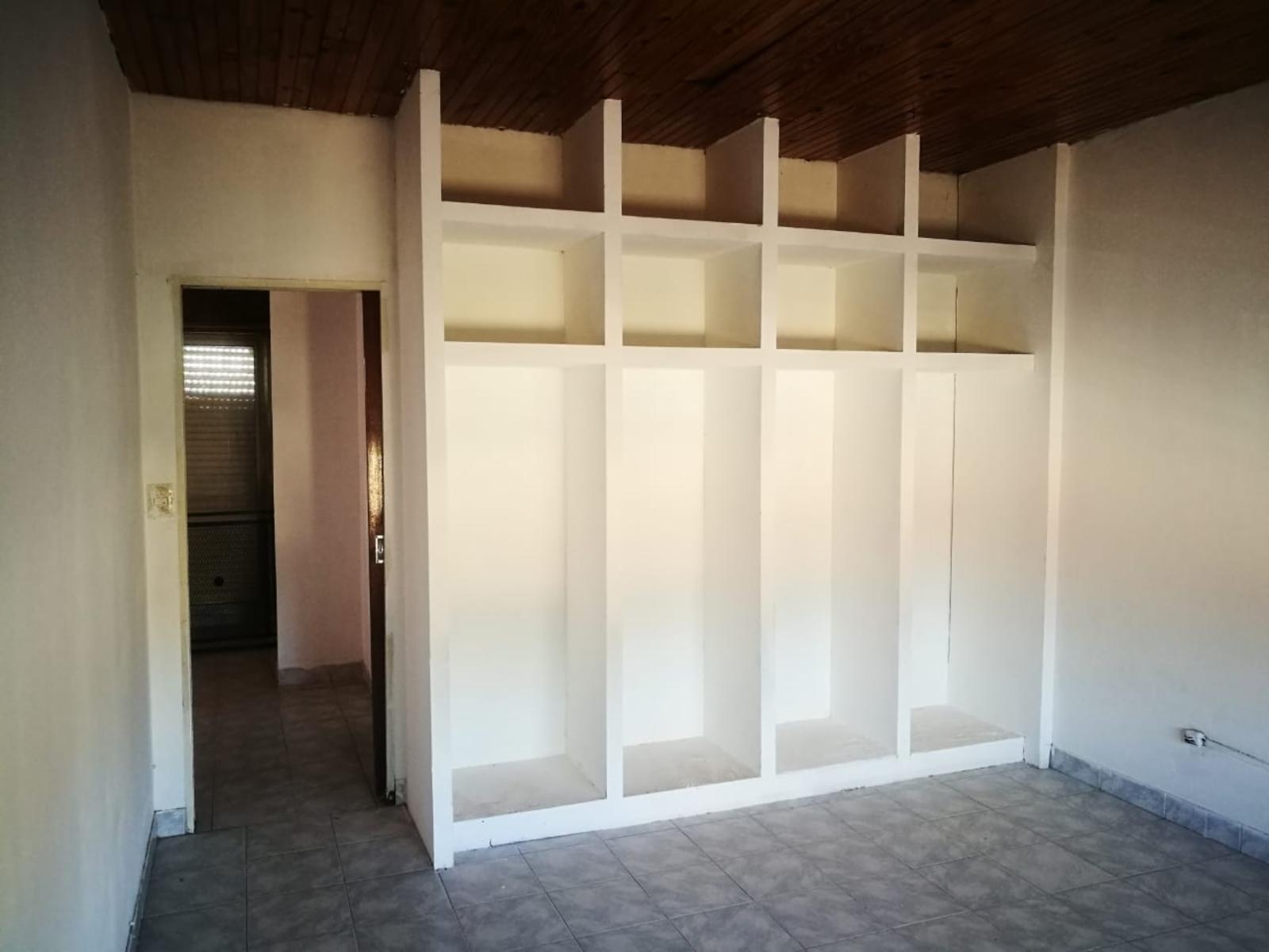Vendo casa en Paso del Rey con habitación de paredes acusticas para sala de ensayo o estudio de grabacion — foto 6