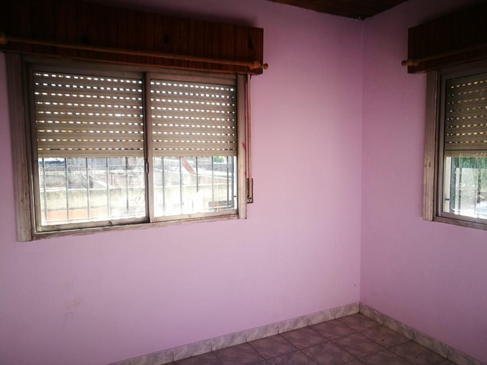 Vendo casa en Paso del Rey con habitación de paredes acusticas para sala de ensayo o estudio de grabacion — foto 12