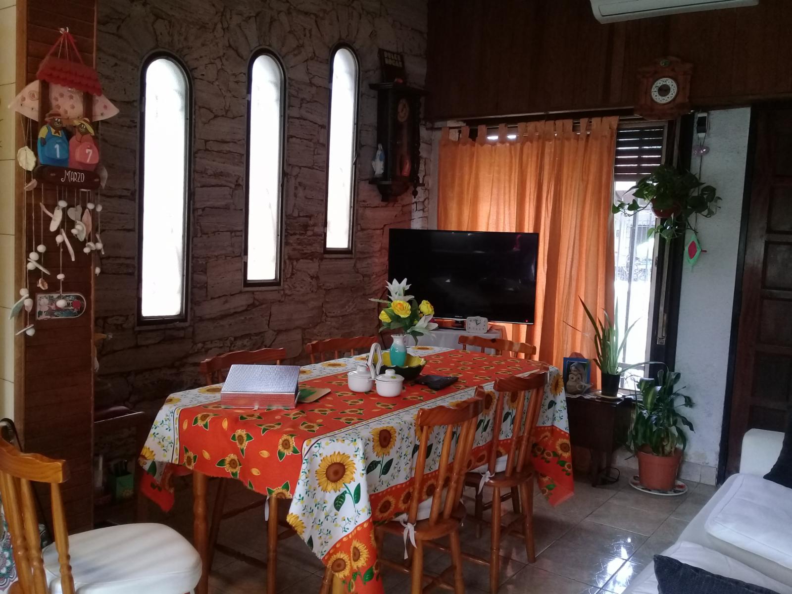CASA 3 AMBIENTES 3 CUADRAS ESTACIÓN CHILAVERT — foto 4