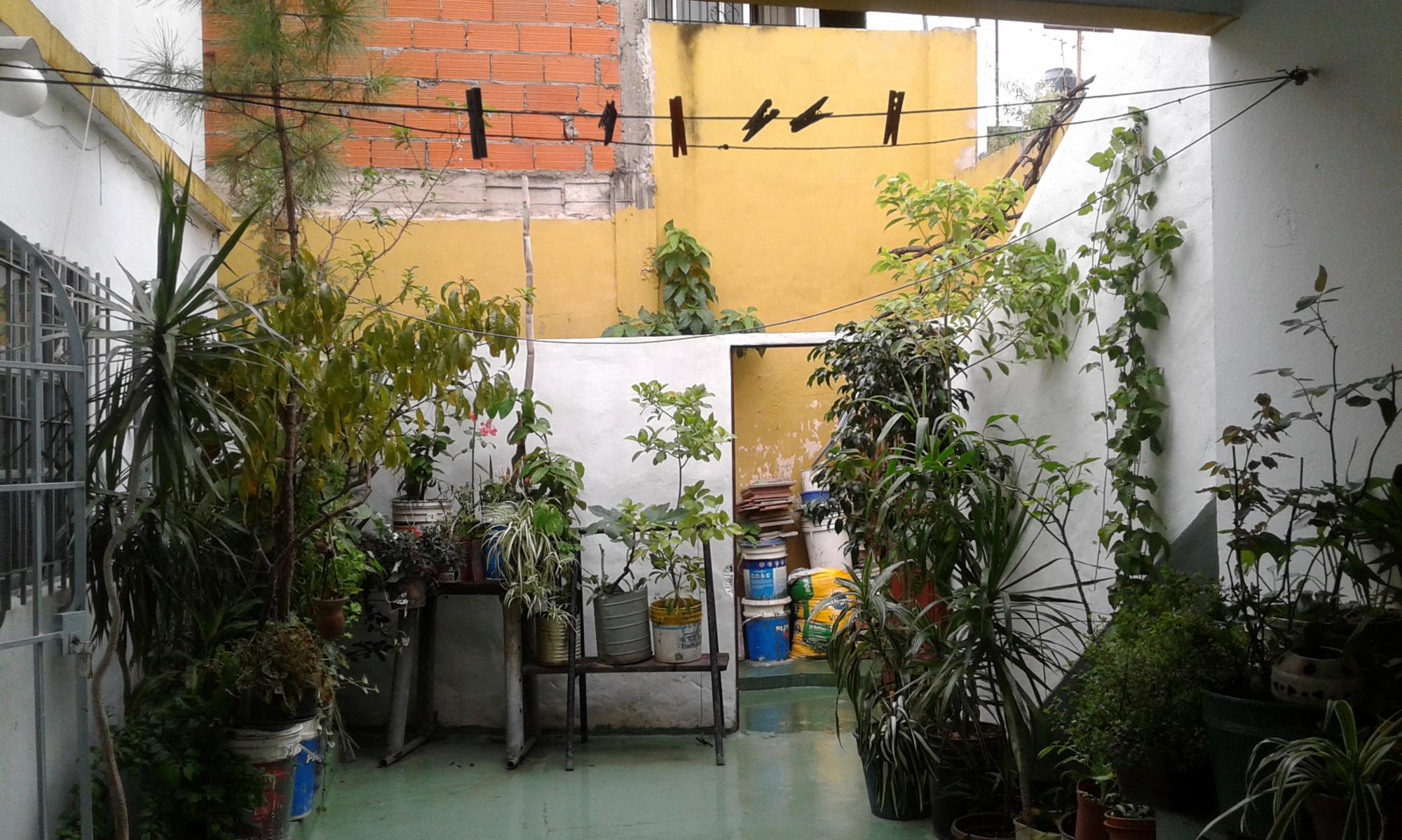 Billinghurst casa multifamiliar,local y 3 propiedades de 3 ambientes venta en block 130.000 l/g conversable — foto 5