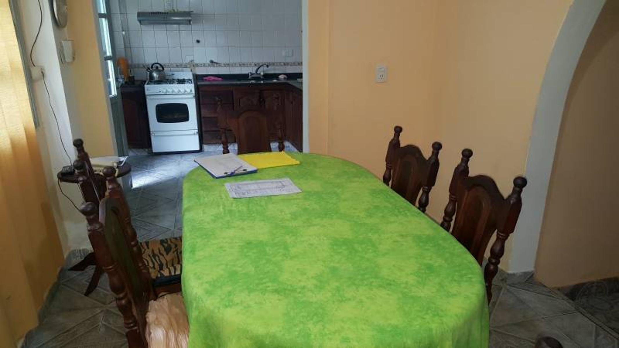Billinghurst casa multifamiliar,local y 3 propiedades de 3 ambientes venta en block 130.000 l/g conversable — foto 8