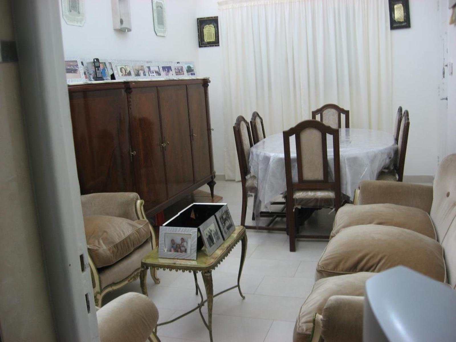 Excelente casa en venta de 3 ambientes amplio lote ,todo destino. — foto 8