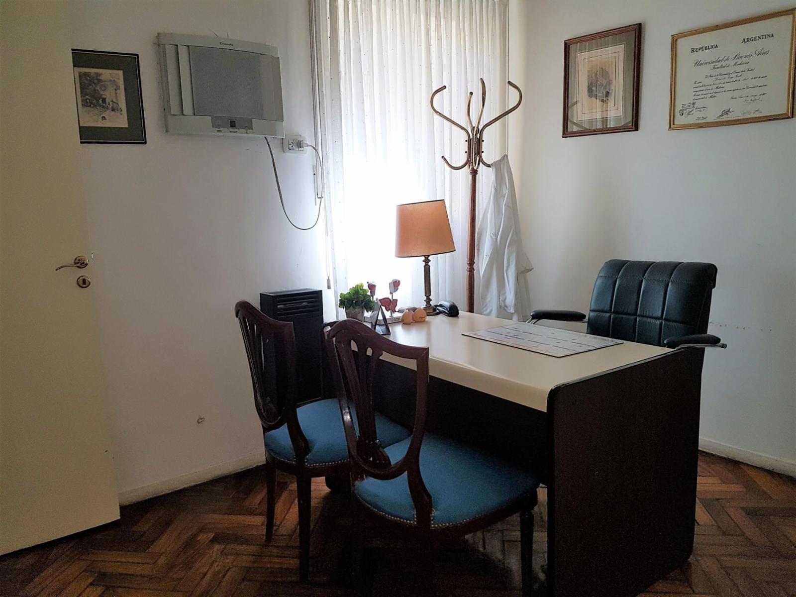 VENTA DEL INMUEBLE CON EL FONDO DE COMERCIO - BOTANICO - Armenia 2300 - Duplex 2 Pisos Consultorios/vivienda — foto 10