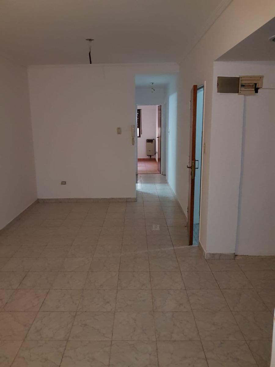 VENTA DEPARTAMENTO 3 AMBIENTES PLANTA BAJA WILDE. NUEVO PRECIO