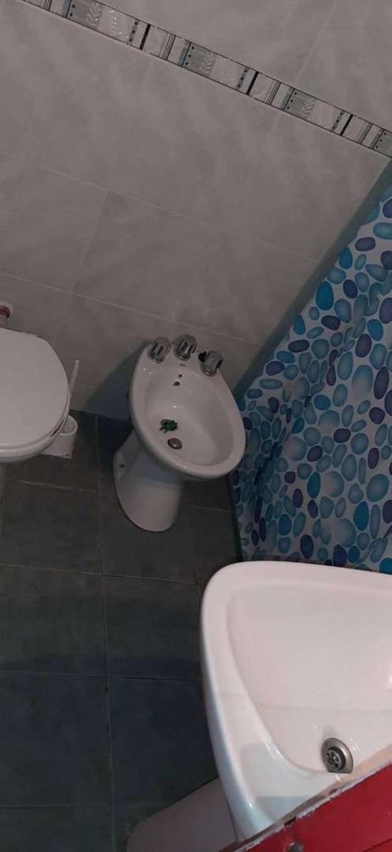 2 AMBIENTES 45 M2 C.A.B.A OPORTUNIDAD, INVERSIÓN CON RENTABILIDAD MENSUAL / Permuta por departamento en LA PLATA 2 ambientes casco urbano. (valor publicado a modo figurativo NO INFORMATIVO CONSULTE) — foto 5