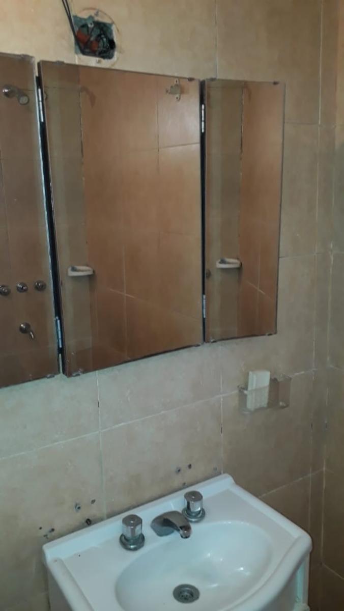OPORTUNIDAD VENTA PH INTERNO ZONA BERNAL TRES AMBIENTES CON PATIO (NUEVO VALOR) — foto 7