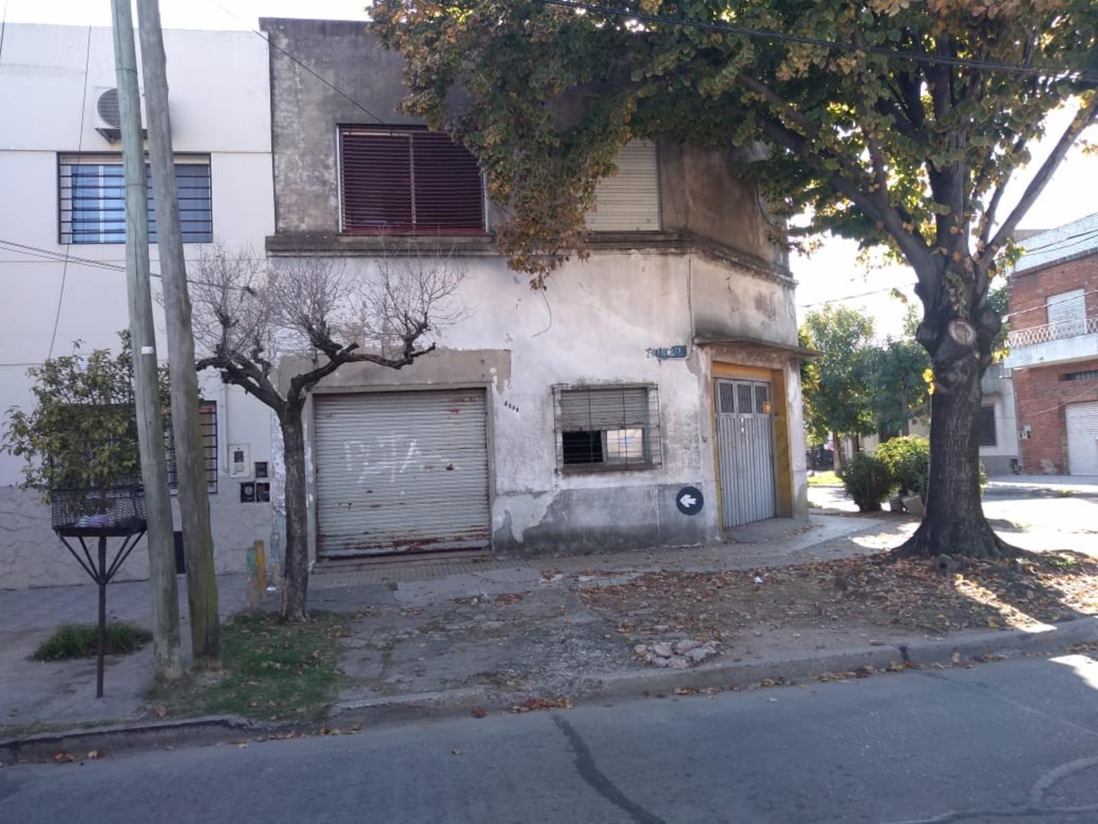 CASA CON LOCAL / WILDE (valor publicado a modo figurativo NO INFORMATIVO CONSULTE)