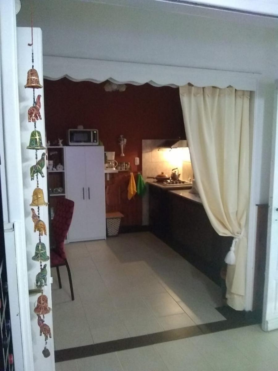 VENTA OPORTUNIDAD / DOS PROPIEDADES INDEPENDIENTES. SOBRE EL MISMO TERRENO / — foto 8