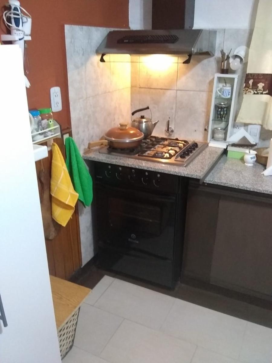 VENTA OPORTUNIDAD / DOS PROPIEDADES INDEPENDIENTES. SOBRE EL MISMO TERRENO / — foto 9