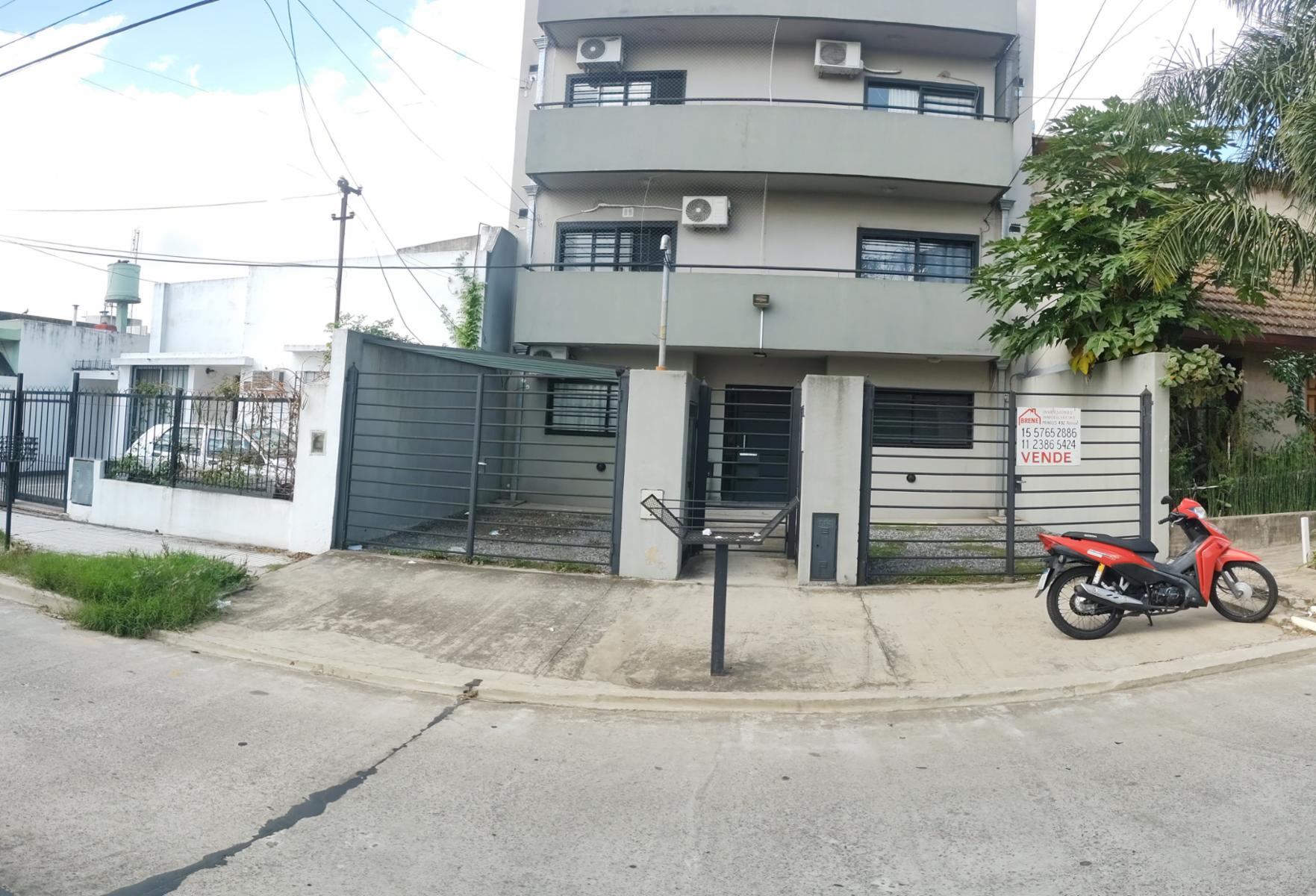 DEPARTAMENTO 2 AMBIENTES CON PATIO Y COCHERA — foto 6