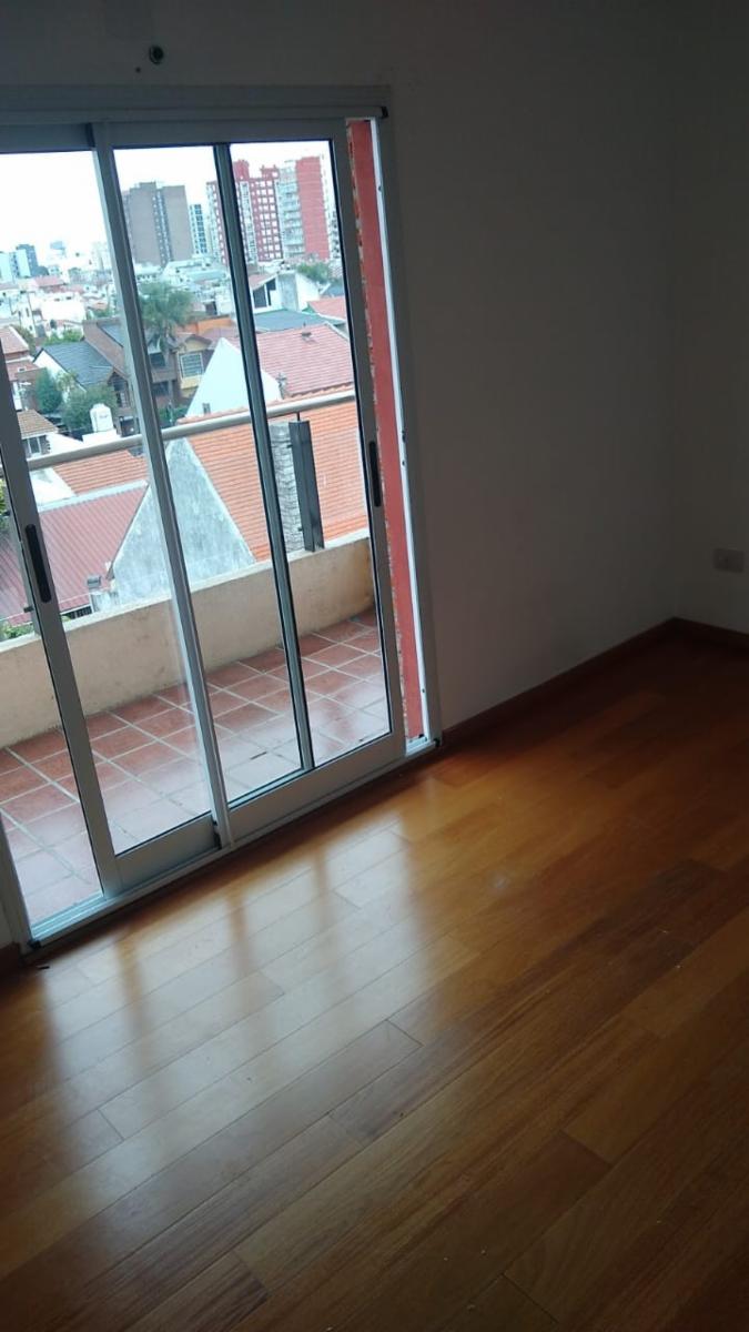 VENTA DEPARTAMENTO 2 AMBIENTES AMPLIO CON VESTIDOR Y COCHERA CUBIERTA WILDE — foto 10