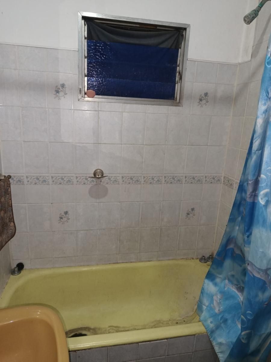 Casa en venta o permuta, de 3 ambientes en Flonecio Varela — foto 7