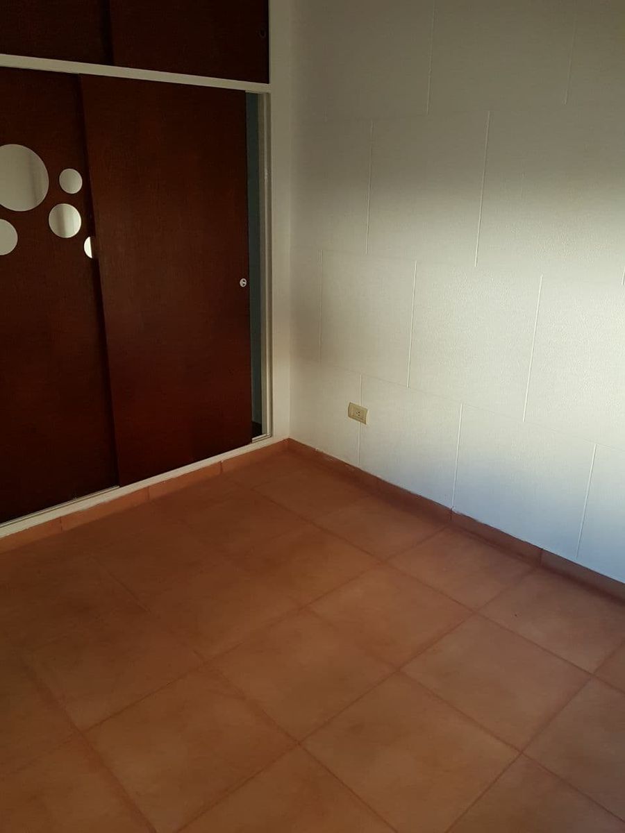 TRES AMBIENTES PLANTA BAJA - 7