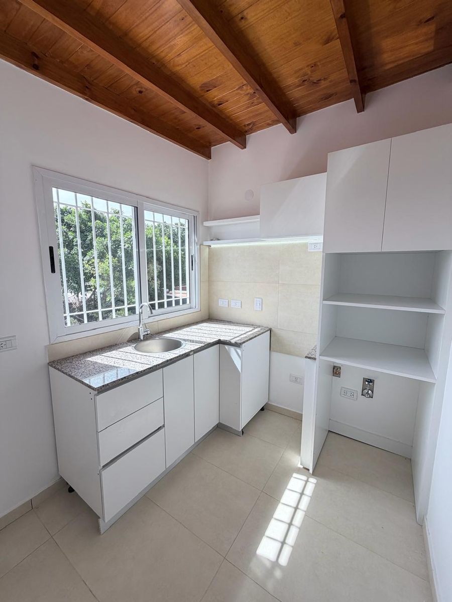 LOFT A ESTRENAR, UN AMBIENTE CON ENTREPISO.