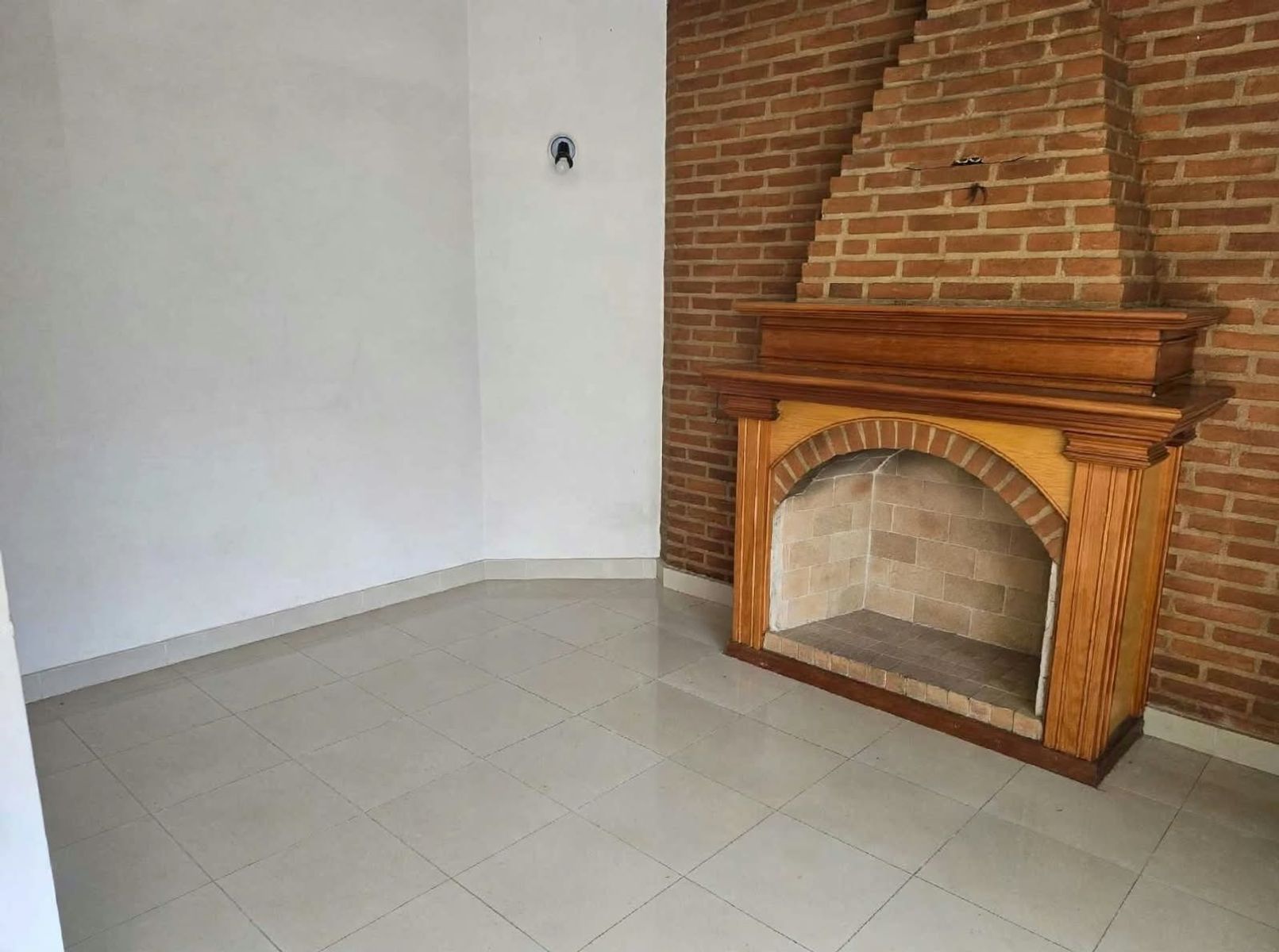 CASA 5 AMBIENTES ZONA WILDE - 10