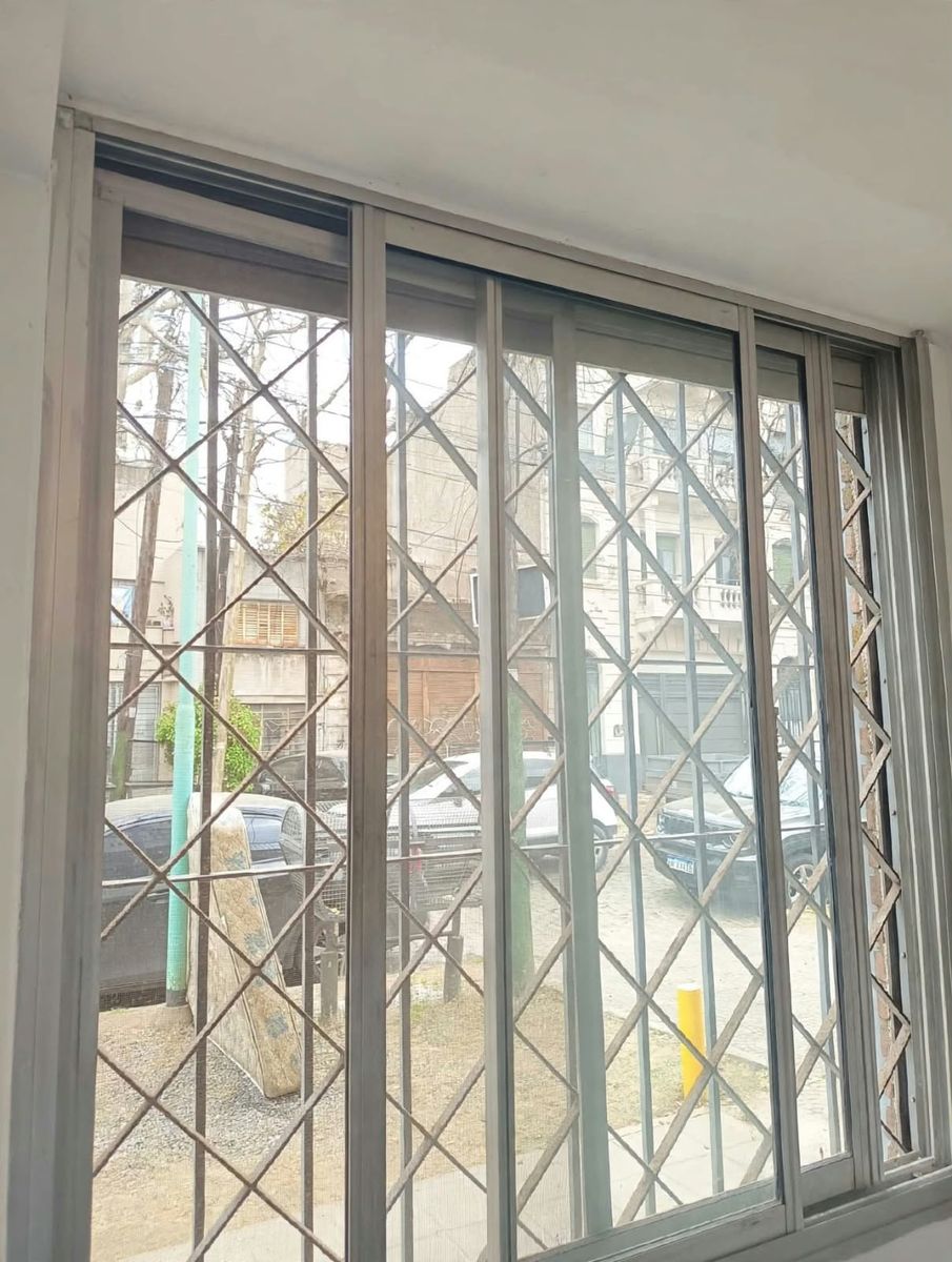ALQUILER DEPARTAMENTO 2 AMBIENTES PLANTA BAJA A LA CALLE — foto 4