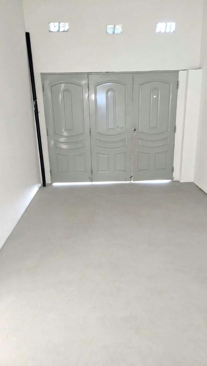 DOS AMBIENTES PLANTA BAJA CON COCHERA — foto 4