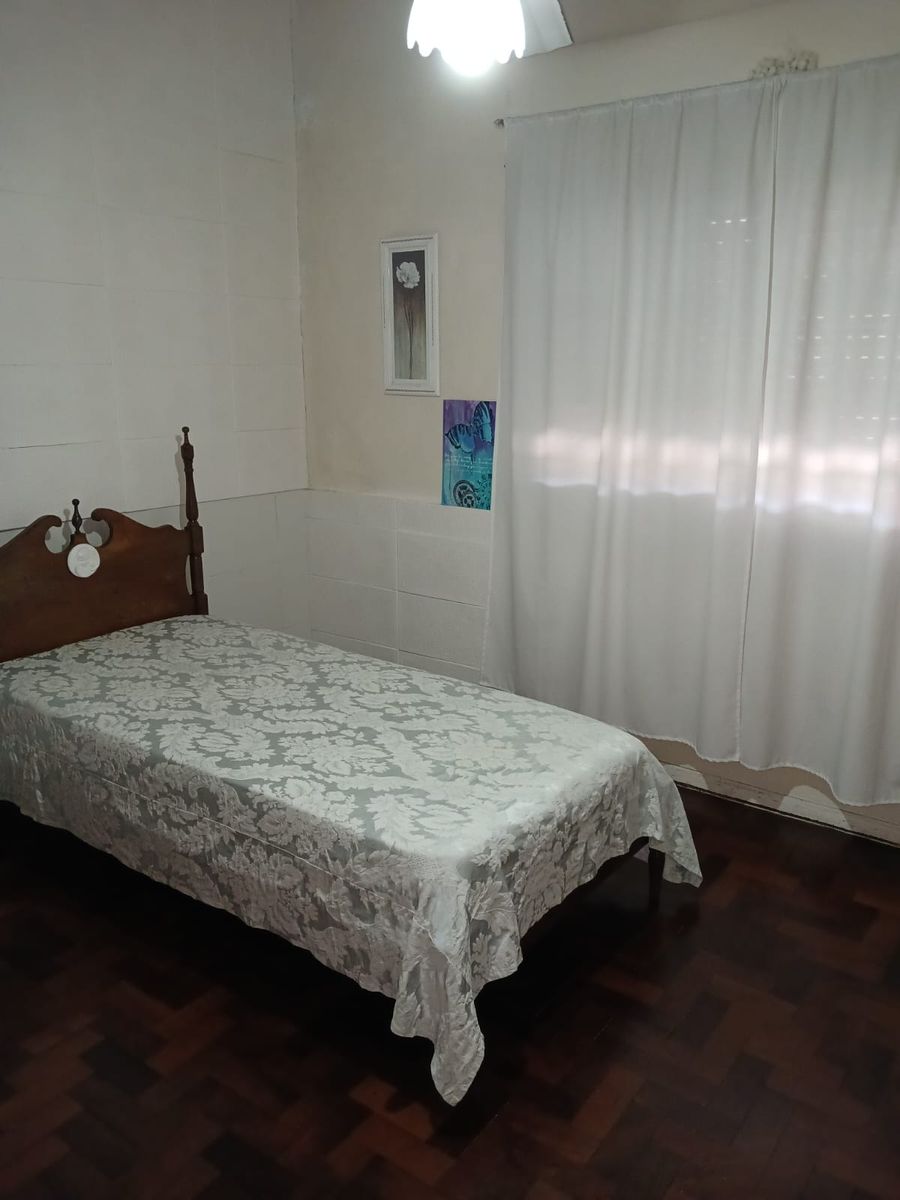 CASA EN VENTA WILDE, EXCELENTE ESTADO DE 5 AMBIENTES CON COCHERA Y AMPLIO PATIO — foto 8