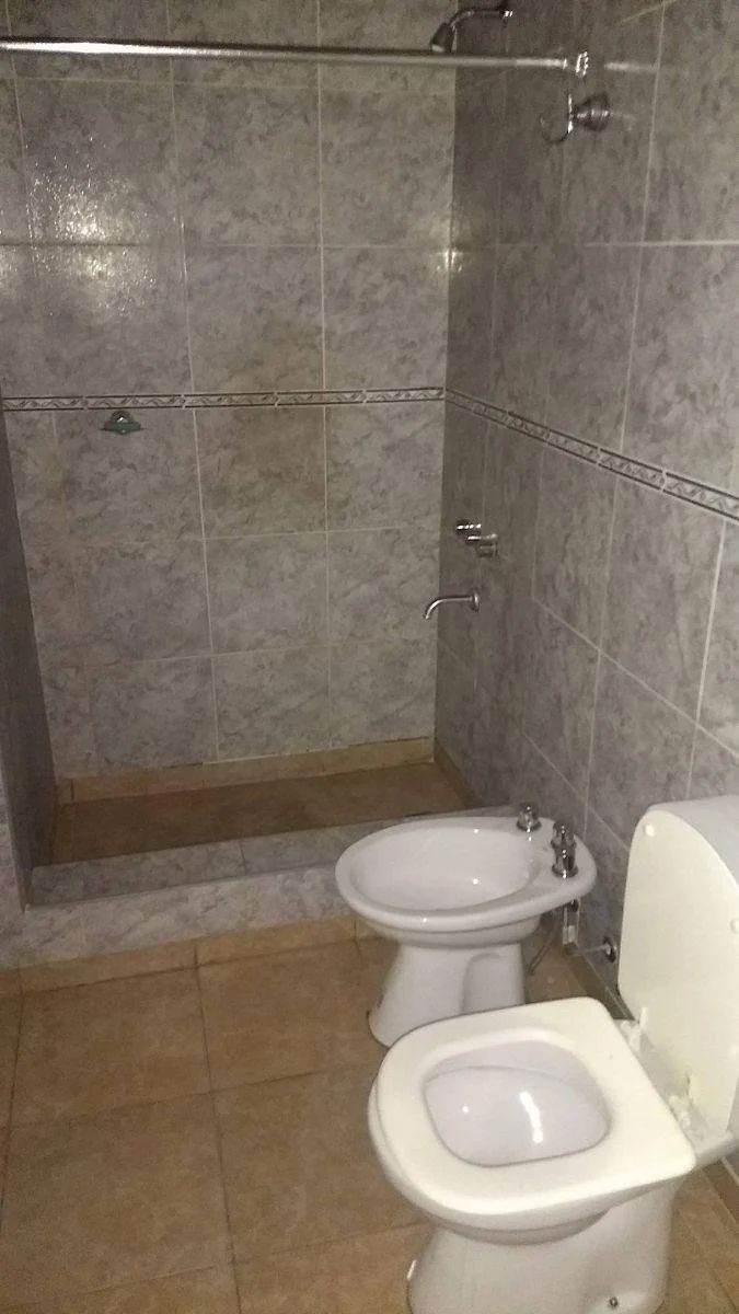 DOS AMBIENTES PLANTA BAJA CON COCHERA Ó UN AMBIENTE MÁS - 18