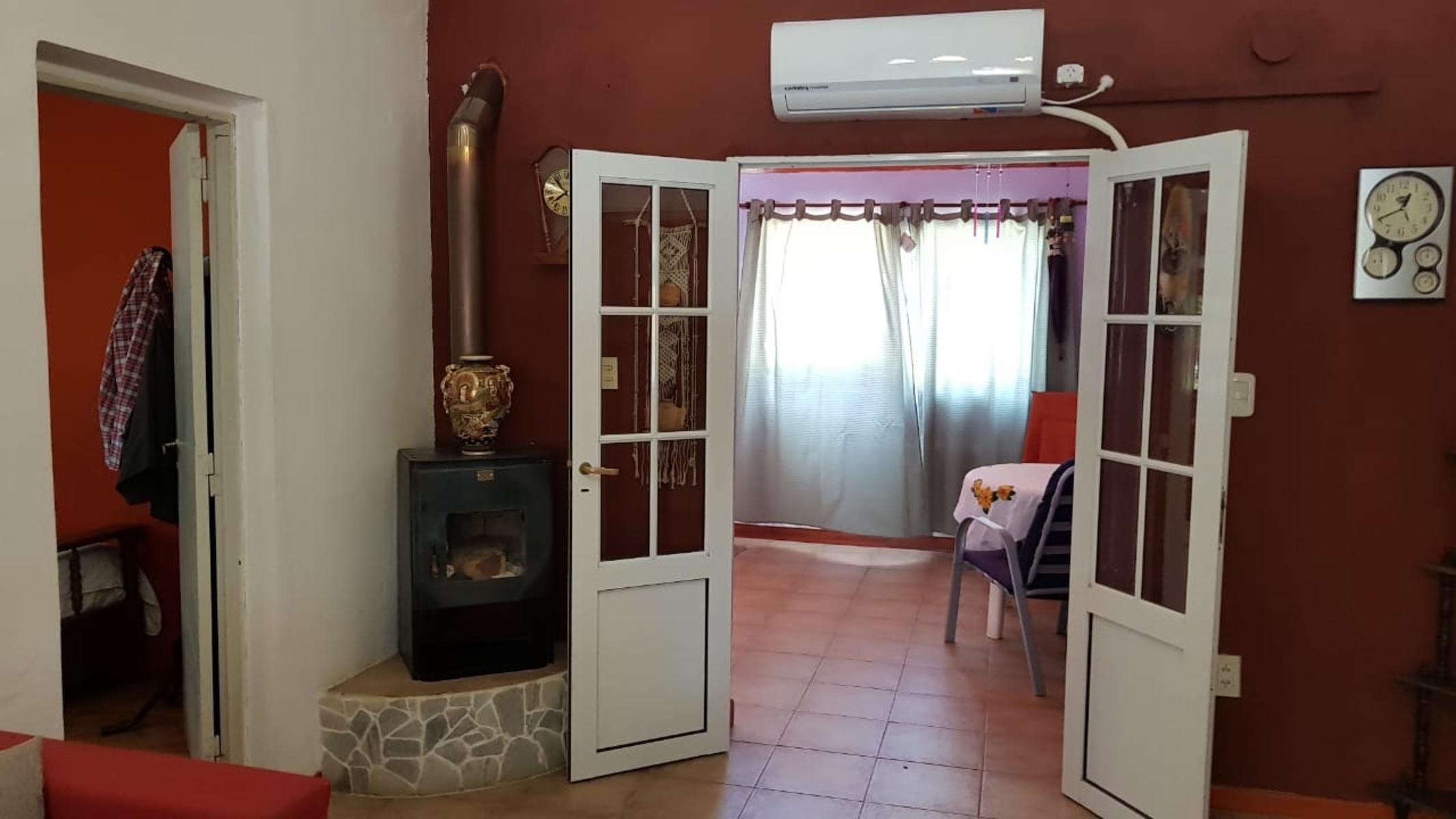 Complejo de locales, departamentos y vivienda en venta - 31