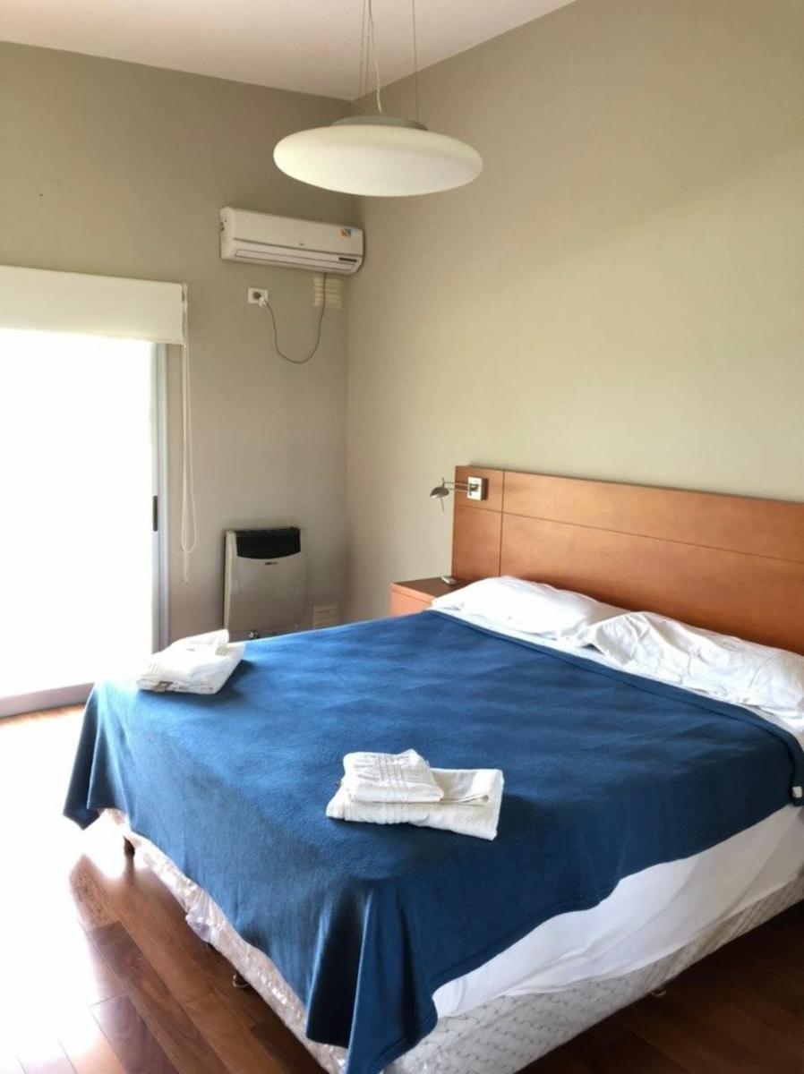 Magnifica Vivienda en Loteo Punto Claro con 2 deptos — foto 5