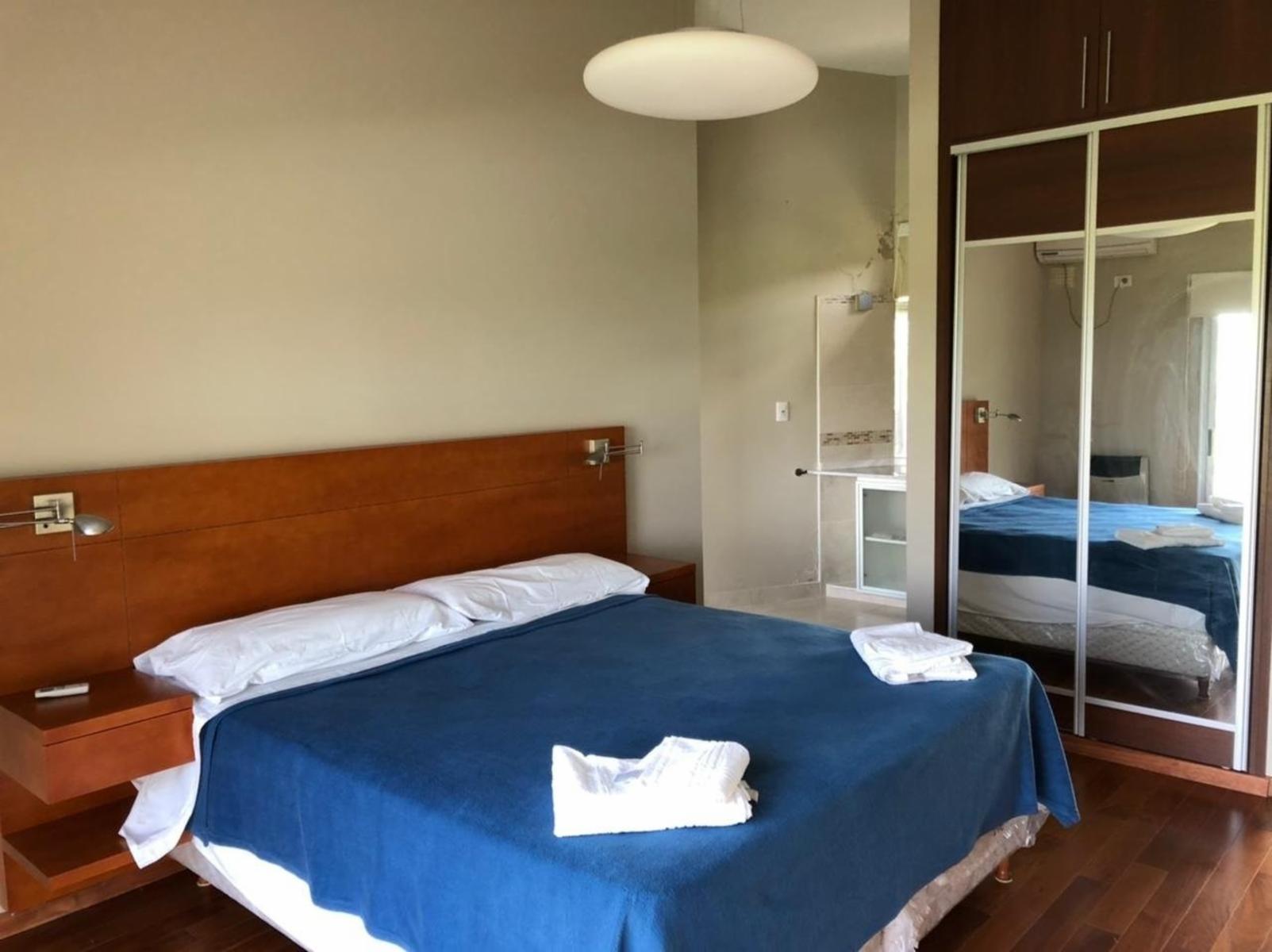 Magnifica Vivienda en Loteo Punto Claro con 2 deptos — foto 12