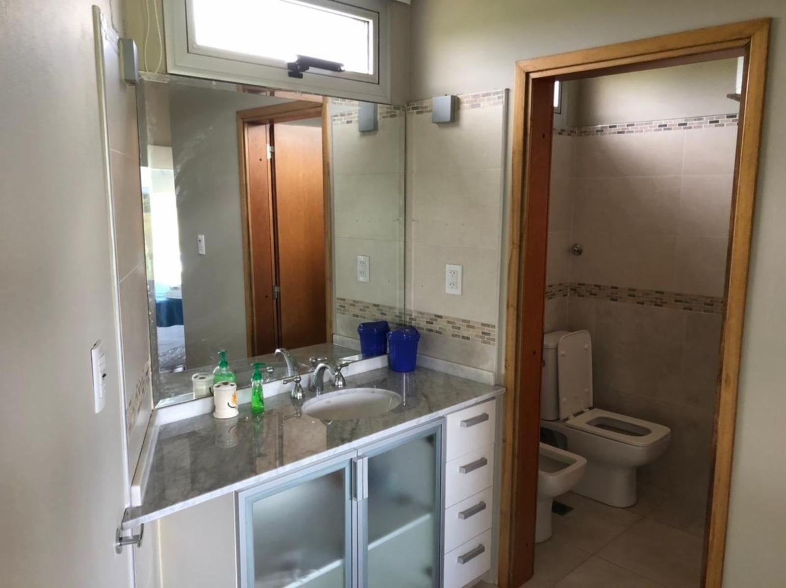Magnifica Vivienda en Loteo Punto Claro con 2 deptos — foto 14