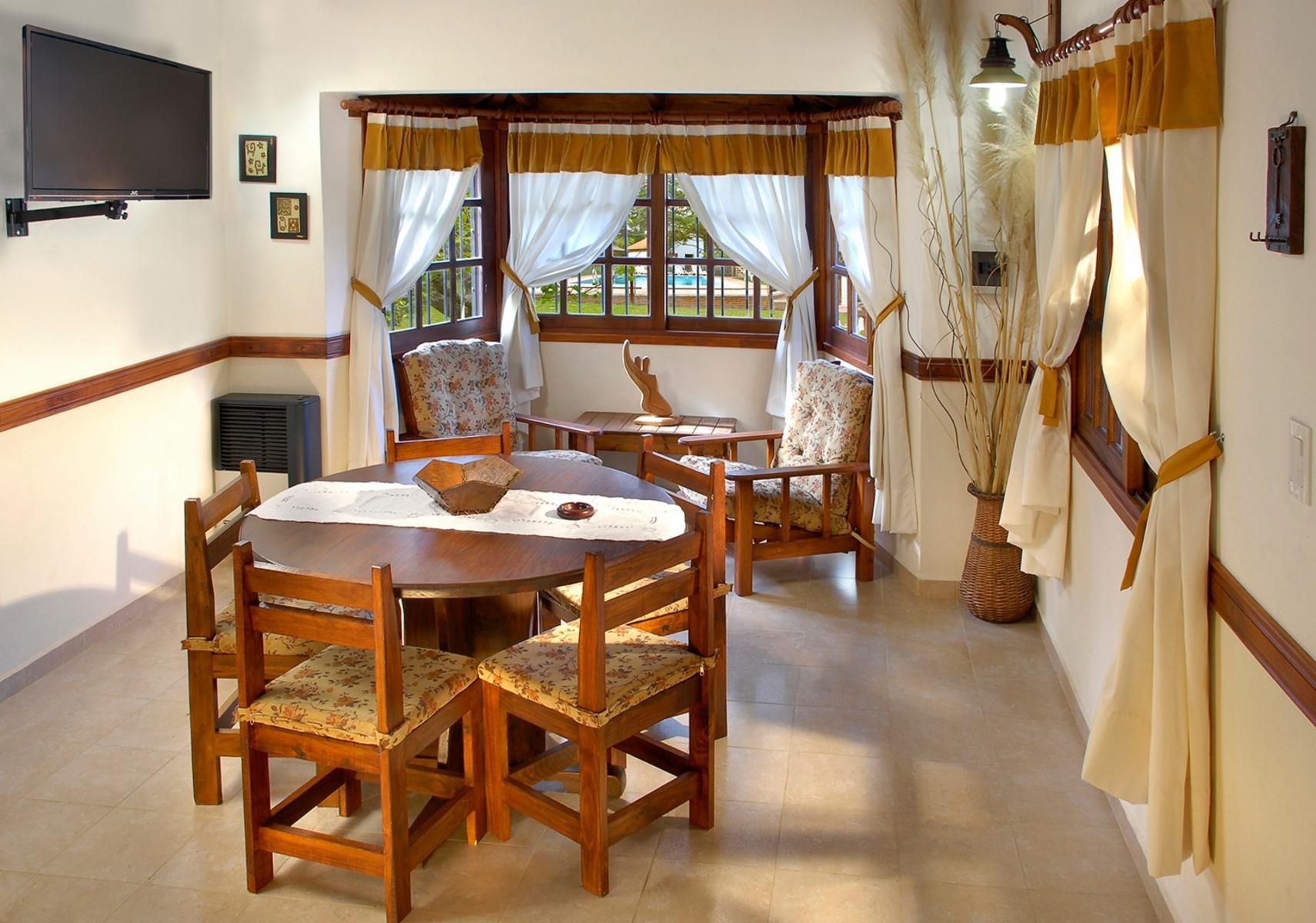 Complejo de Cabañas en Venta en Villa General Belgrano - 10