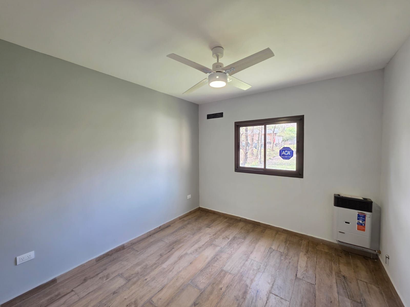 Casa de dos dormitorios a estrenar en Barrio Villa La Gloria -VillaGeneral Belgrano — foto 15