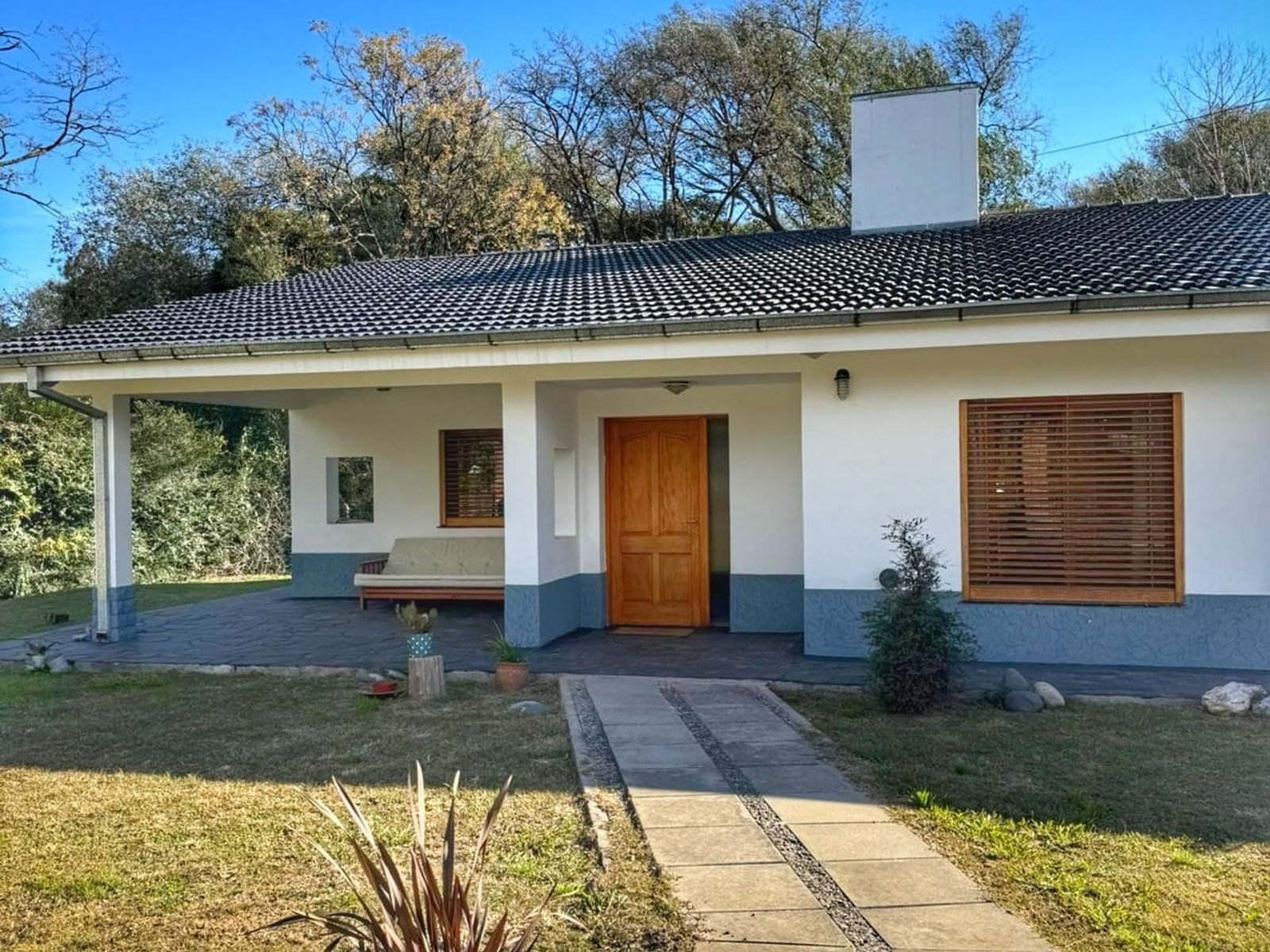 Casa en Venta En Villa General Belgrano, con amplios ambientes — foto 2
