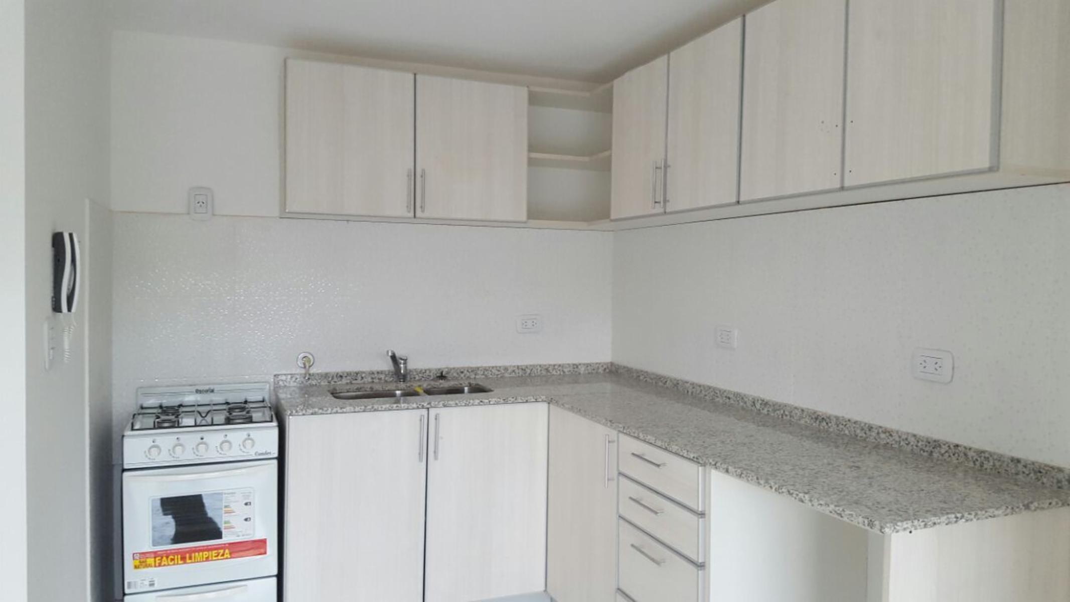 DEPARTAMENTO 2 AMBIENTES EN QUILMES OESTE — foto 2