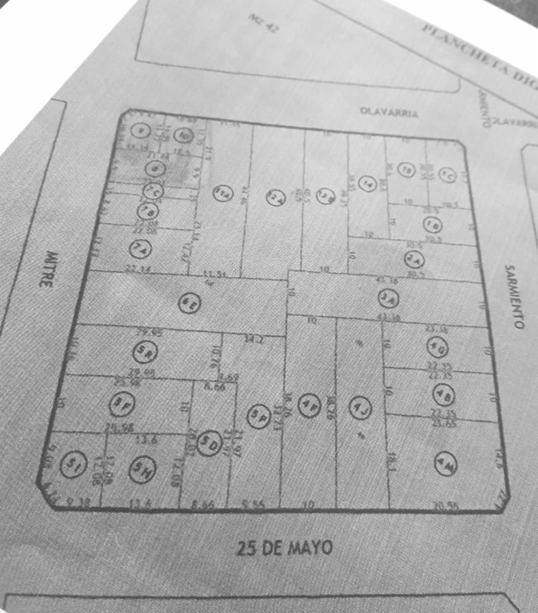 LOTE CON CASA A RECICLAR O DEMOLER