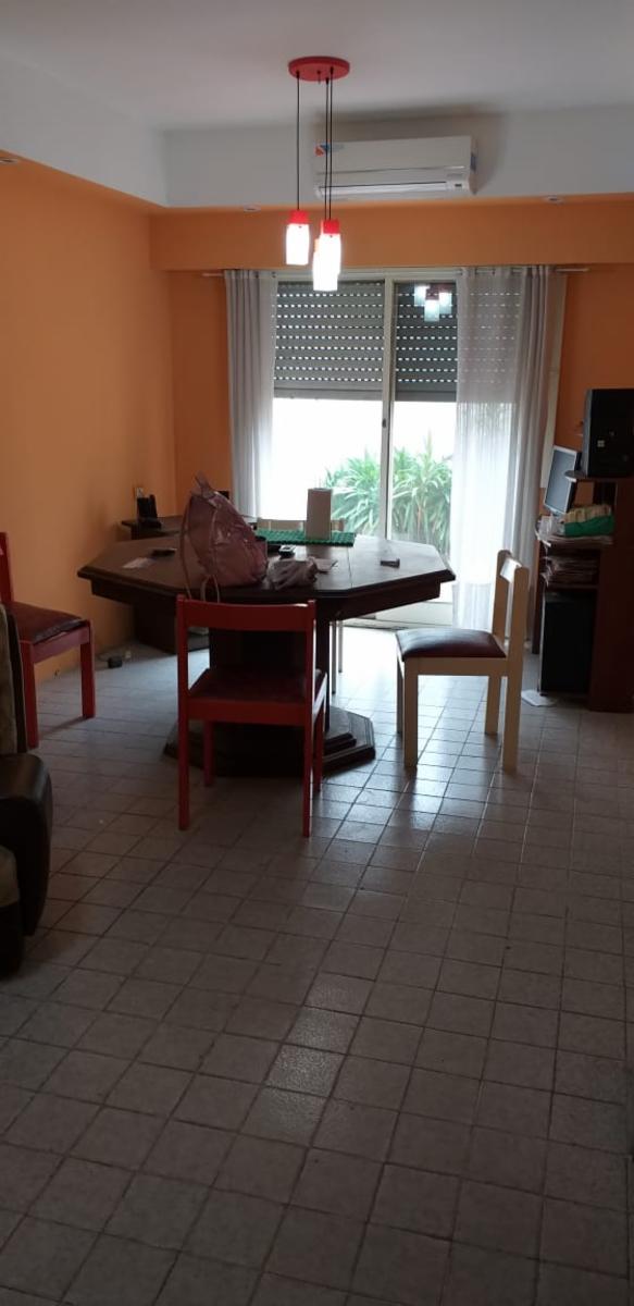 DEPTO 3 AMBIENTES en PB EN QUILMES OESTE.