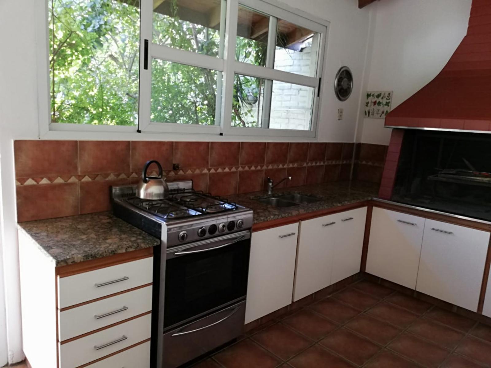 CHALET 5 AMBIENTES EN QUILMES OESTE — foto 8