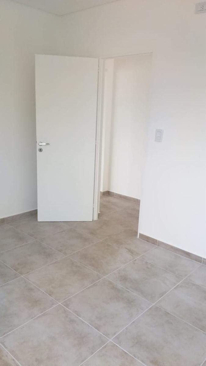 DEPARTAMENTO 3 AMBIENTES A ESTRENAR 1º PISO POR ESCALERA — foto 6