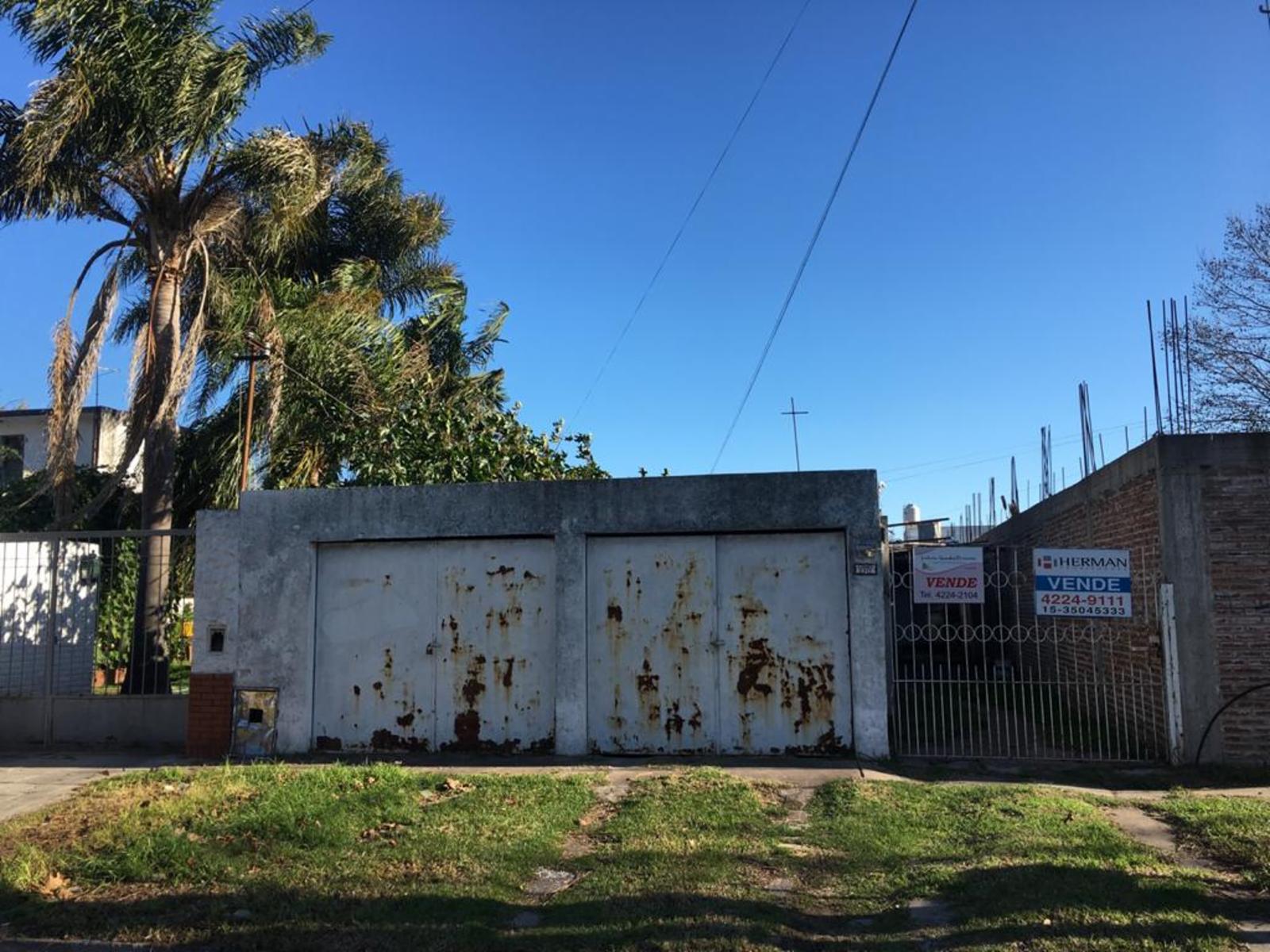 LOTE CON CONSTRUCCION A RECICLAR EN QUILMES OESTE — foto 3