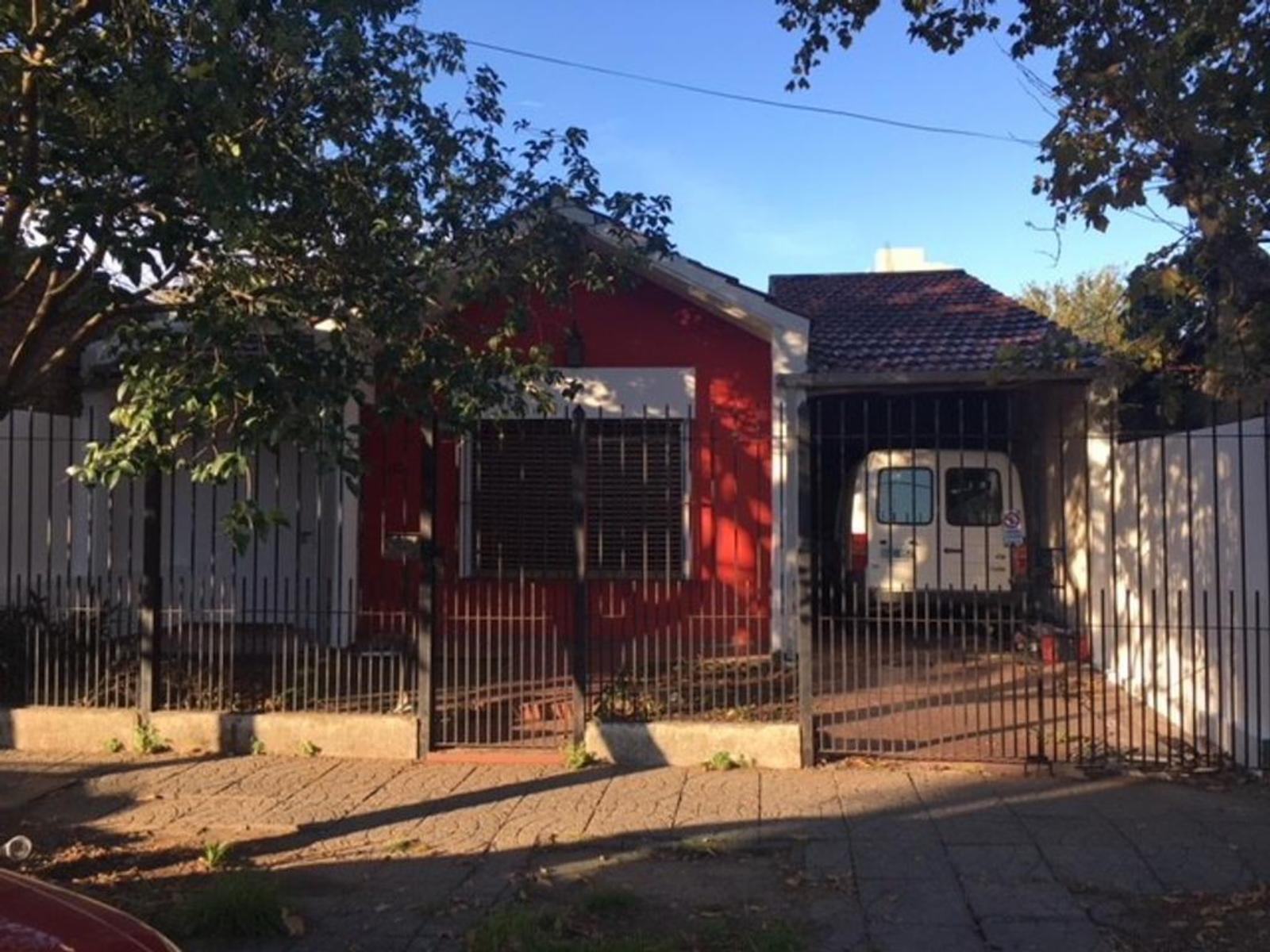 CASA TIPO CHALET EN QUILMES ESTE