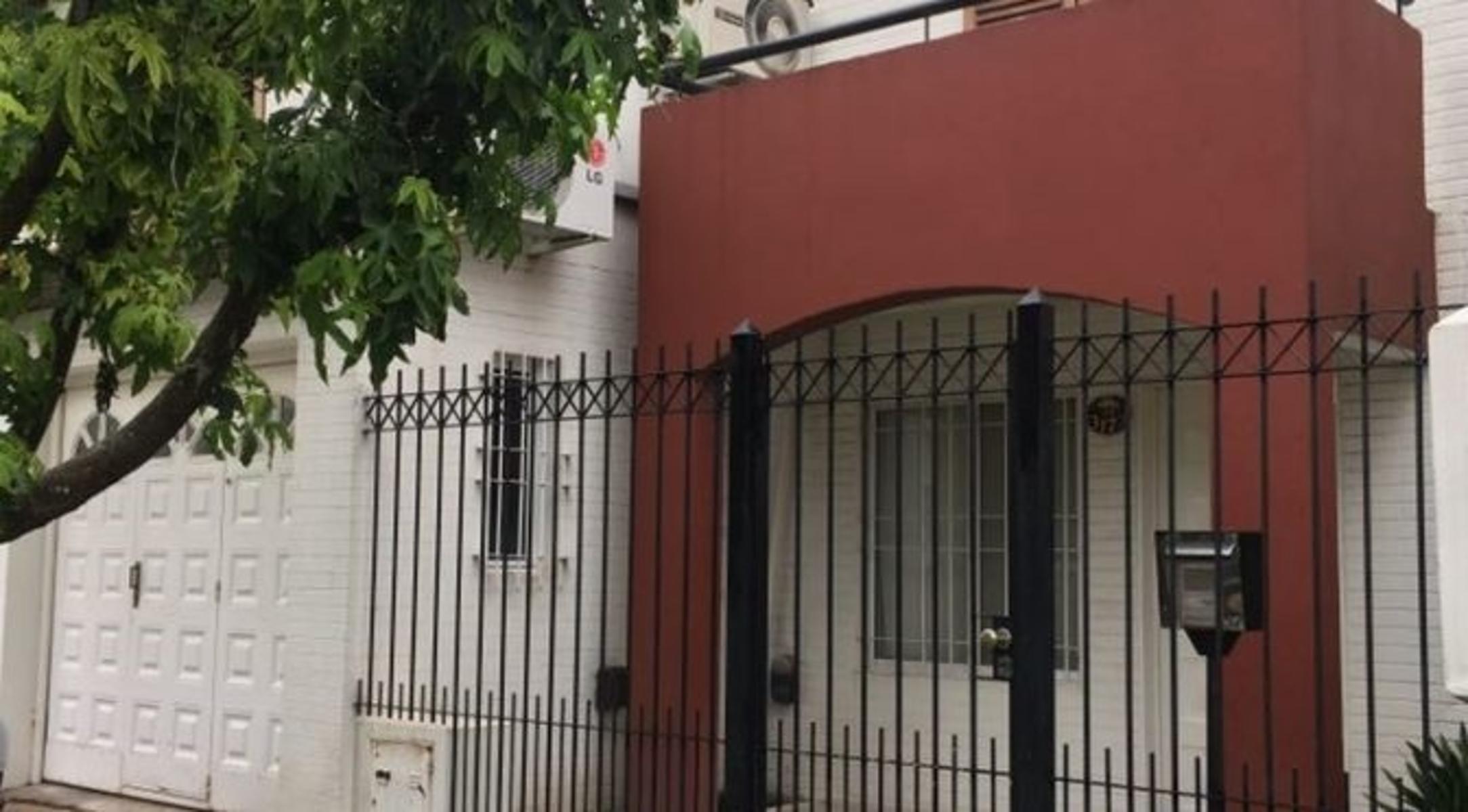 Dúplex de 5 amb en B°parque Ranelagh