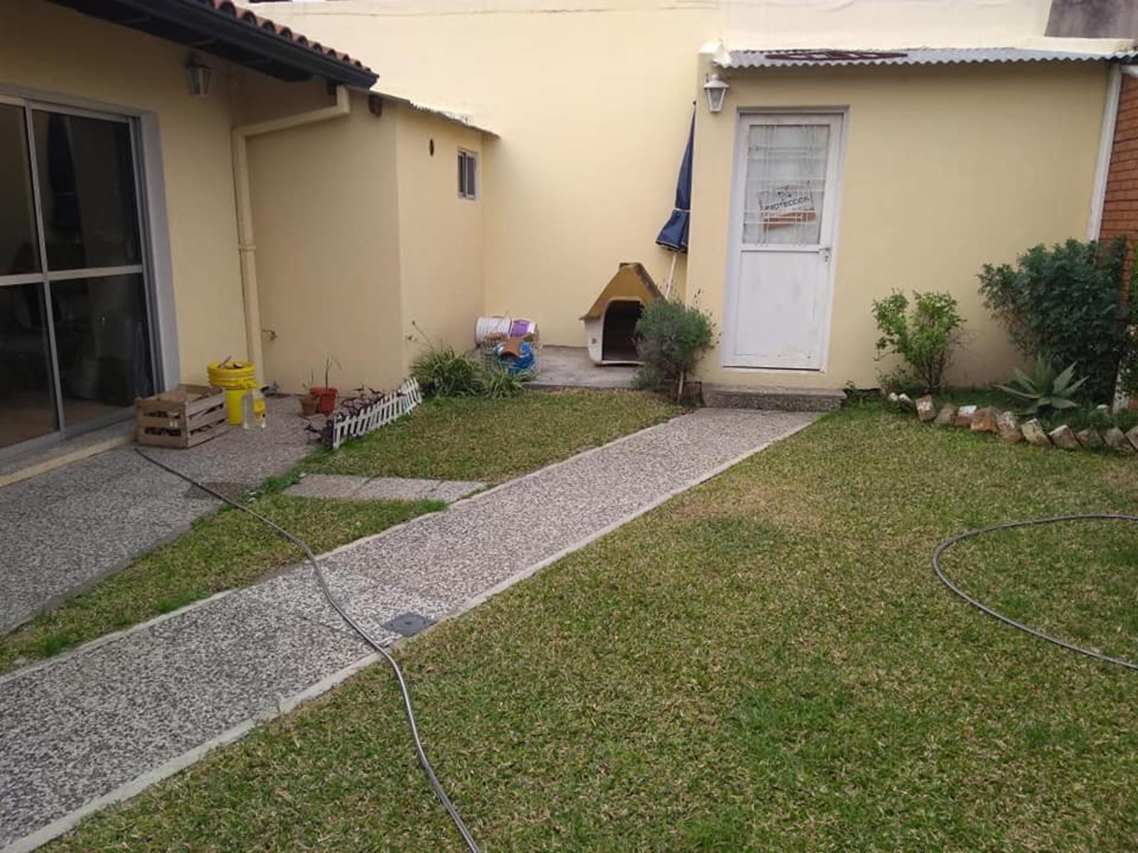 CHALET DE 4 AMBIENTES — foto 8