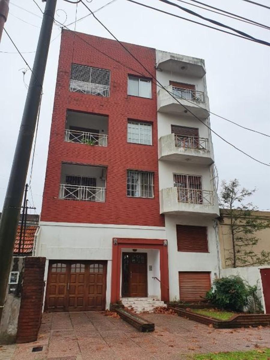 Departamento en venta de 3 ambientes en Quilmes Oeste Centro