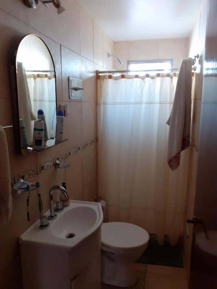 CASA DE 3 AMB EN B°TEJAS ROJAS II — foto 5