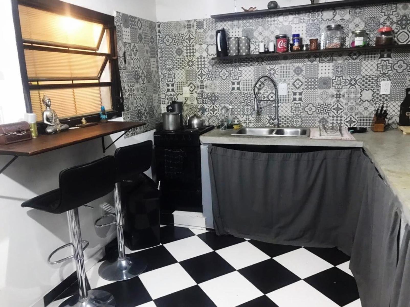 CASA DE 3 AMBIENTES EN VENTA EN QUILMES OESTE — foto 8